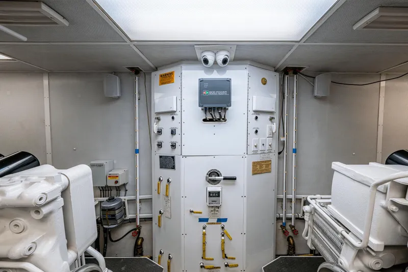 Amico Yacht Photos Pics 