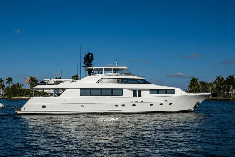 Amico Yacht Photos Pics 