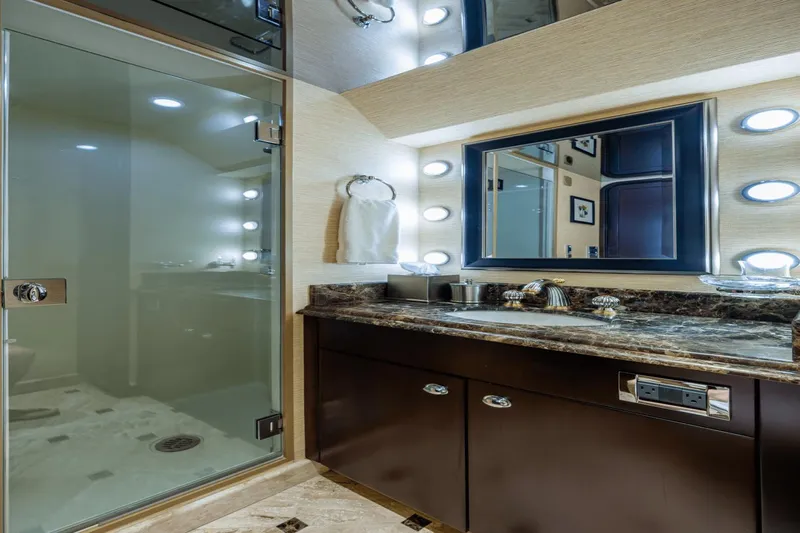 Amico Yacht Photos Pics 