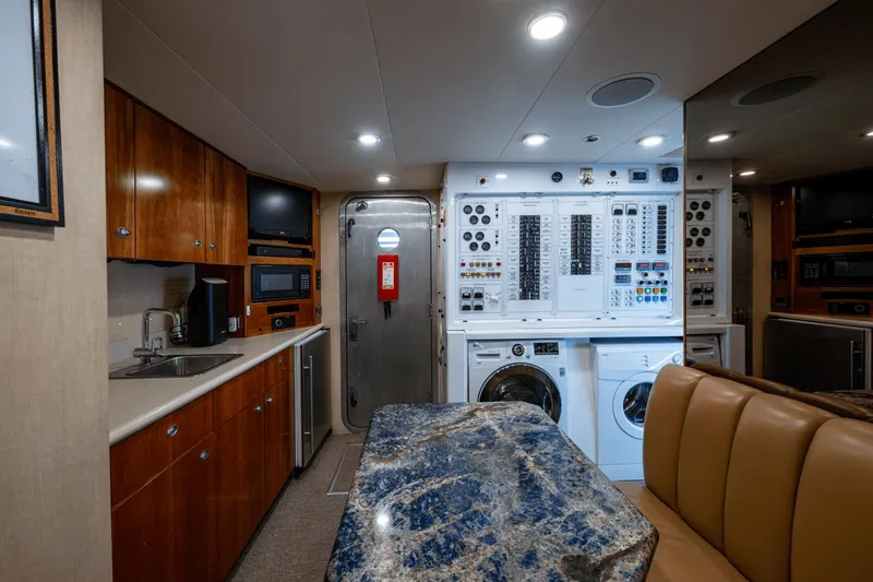 Amico Yacht Photos Pics 