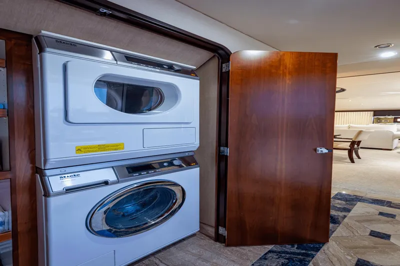 Amico Yacht Photos Pics 