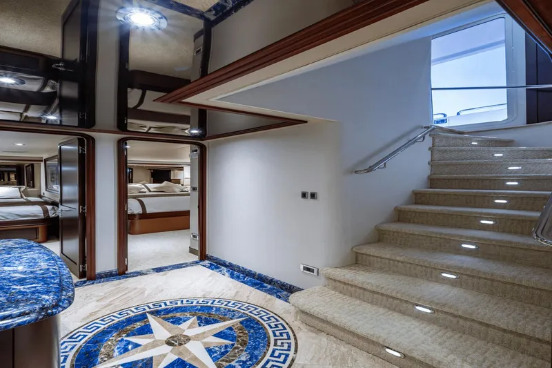 Amico Yacht Photos Pics 