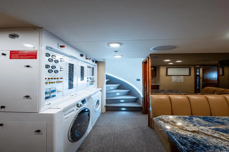 Amico Yacht Photos Pics 