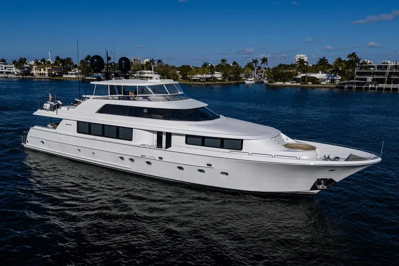 Amico Yacht Photos Pics 