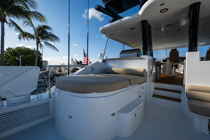 Amico Yacht Photos Pics 