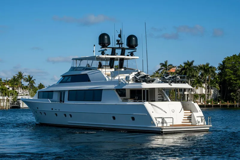 Amico Yacht Photos Pics 