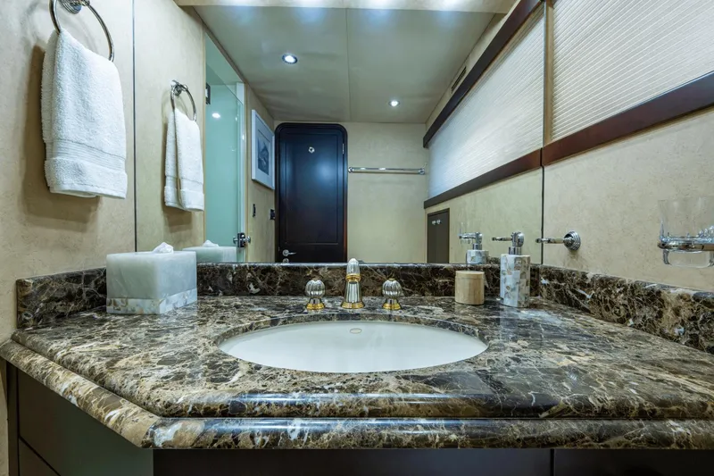 Amico Yacht Photos Pics 