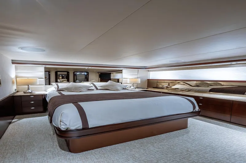 Amico Yacht Photos Pics 