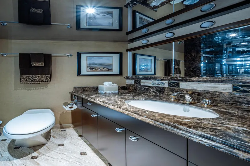 Amico Yacht Photos Pics 