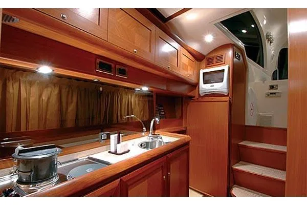 Il Pesce Yacht Photos Pics Galley