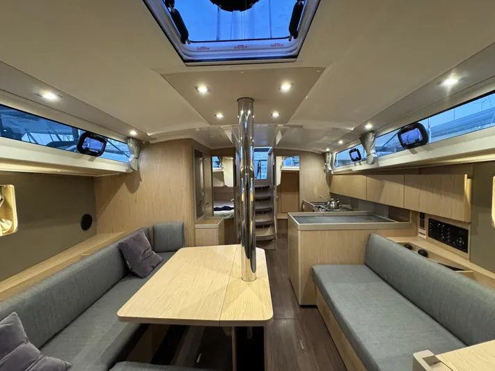 Cosmo Yacht Photos Pics 