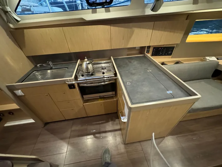 Cosmo Yacht Photos Pics 