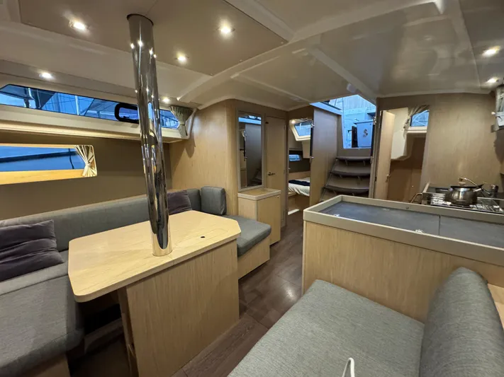 Cosmo Yacht Photos Pics 