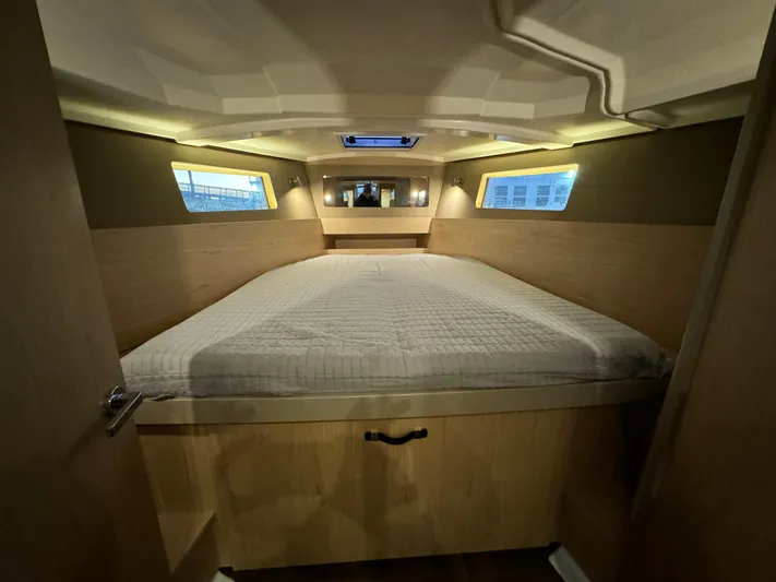 Cosmo Yacht Photos Pics 