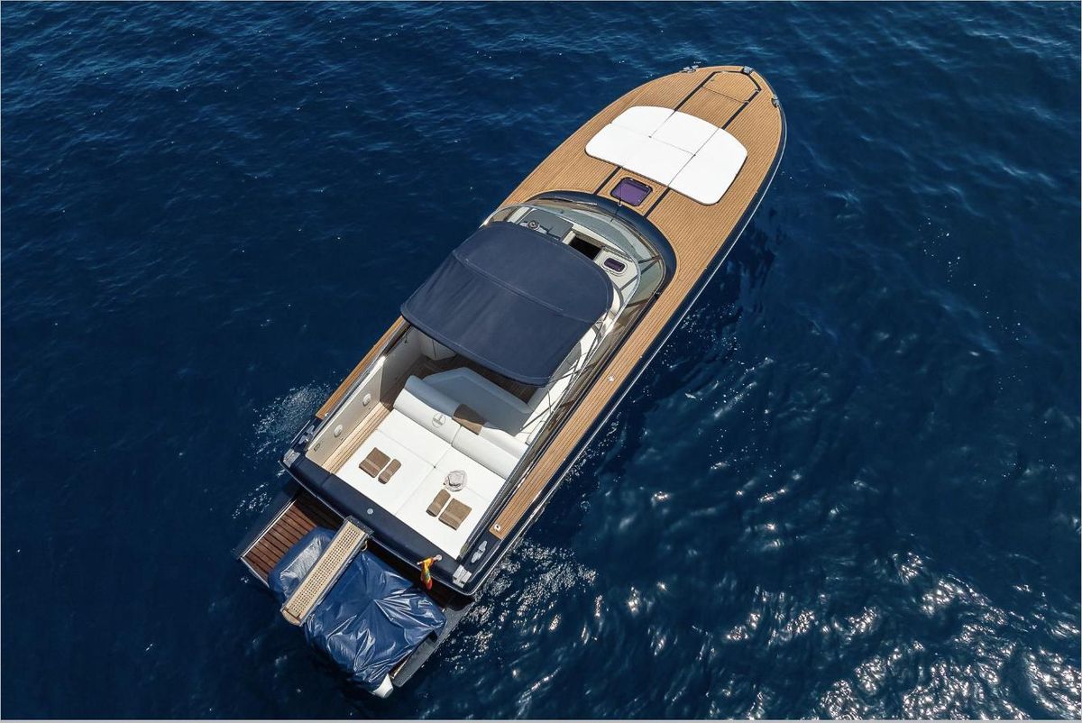 2008 Itama 43 