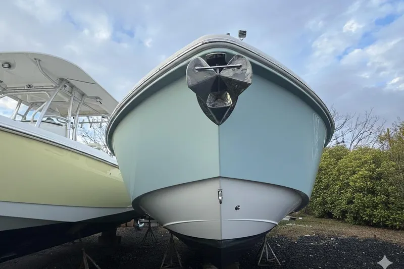  Yacht Photos Pics 2019 Everglades 273 Center Console boat on display, front view.