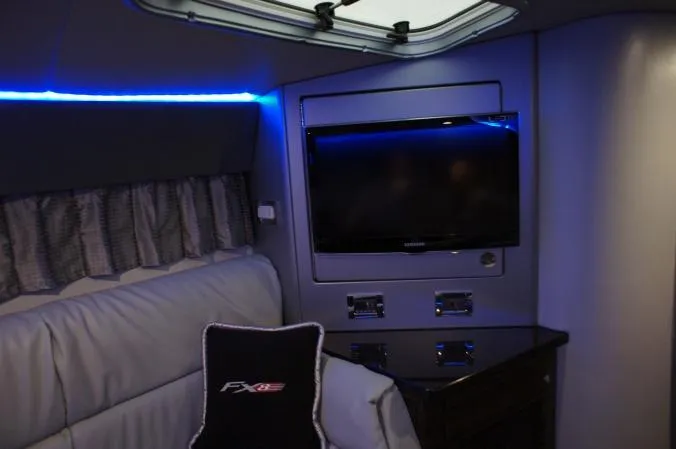  Yacht Photos Pics Manufacturer Provided Image