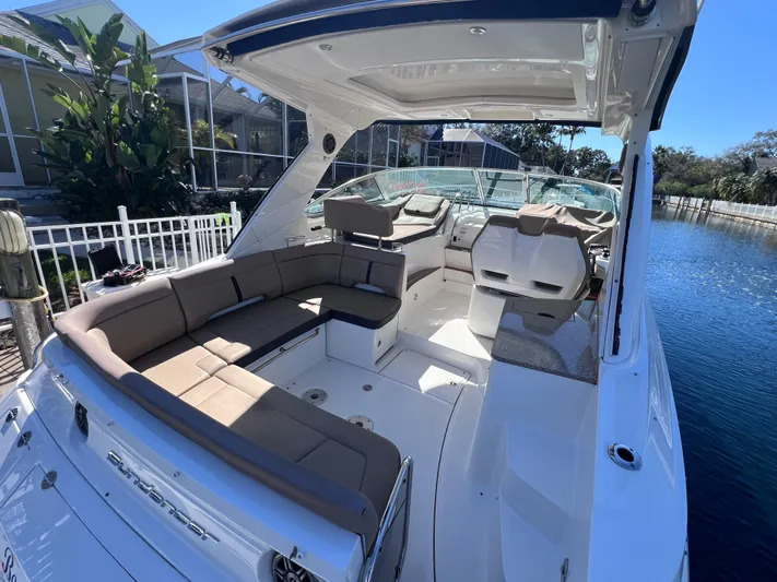  Yacht Photos Pics 2016 Sea Ray 350 Sundancer boat with spacious seating and modern design.