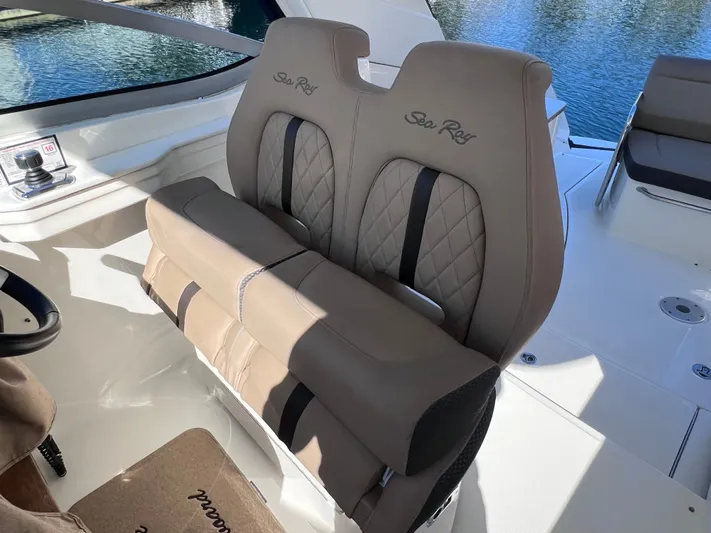  Yacht Photos Pics 2016 Sea Ray 350 Sundancer cockpit seating with luxurious upholstery.