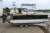 2015 Manitou 25 Encore