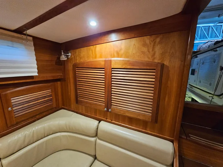 Ocean Breeze Yacht Photos Pics CABINET DOORS COVERING ELECTRICAL DISTRIBUTION PANEL