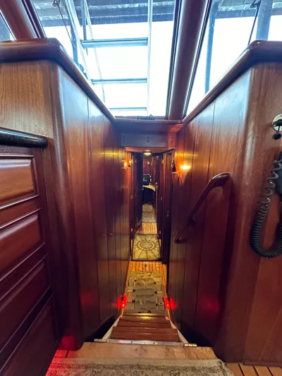 Liberty Belle Yacht Photos Pics 