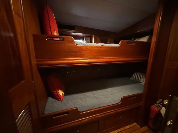 Liberty Belle Yacht Photos Pics 