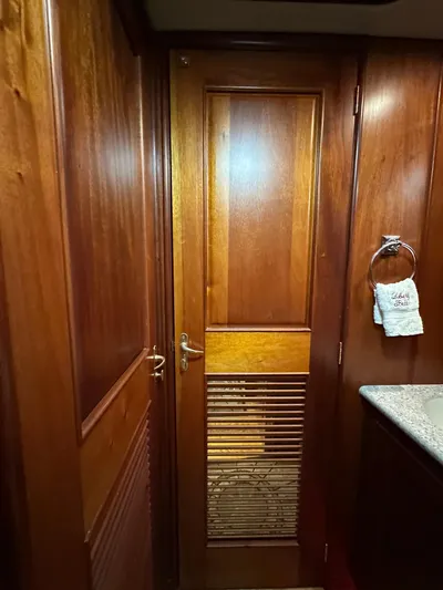 Liberty Belle Yacht Photos Pics 