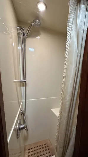 Liberty Belle Yacht Photos Pics 