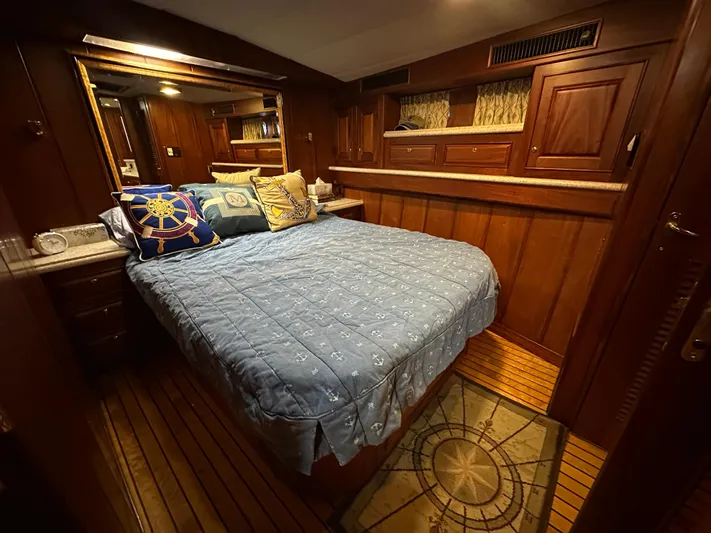 Liberty Belle Yacht Photos Pics 