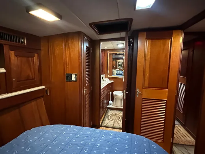 Liberty Belle Yacht Photos Pics 