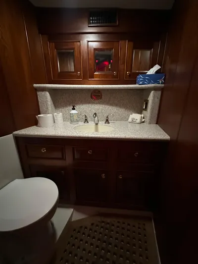 Liberty Belle Yacht Photos Pics 