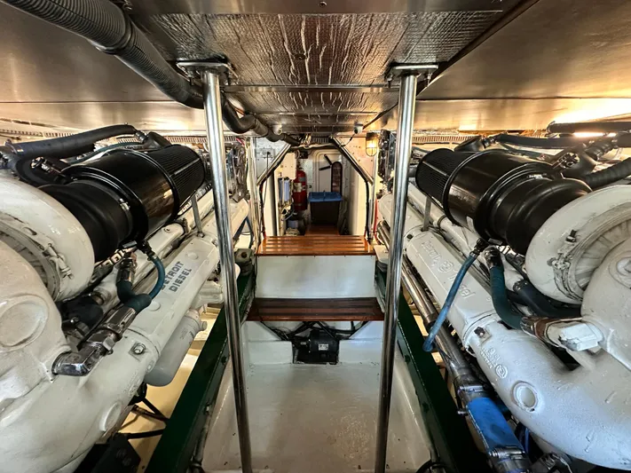 Liberty Belle Yacht Photos Pics 