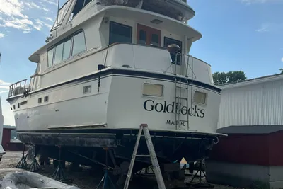Hatteras 53 ED