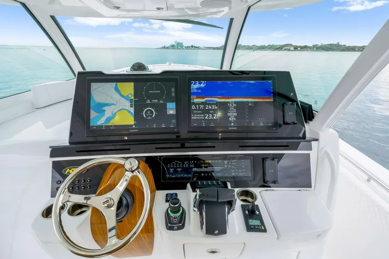  Yacht Photos Pics 2026 Hcb 56 Suenos Gix - Image 38