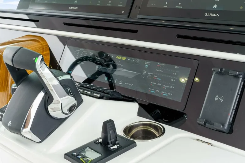  Yacht Photos Pics 2026 Hcb 56 Suenos Gix - Image 39