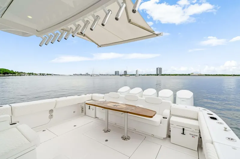  Yacht Photos Pics 2026 Hcb 56 Suenos Gix - Image 15