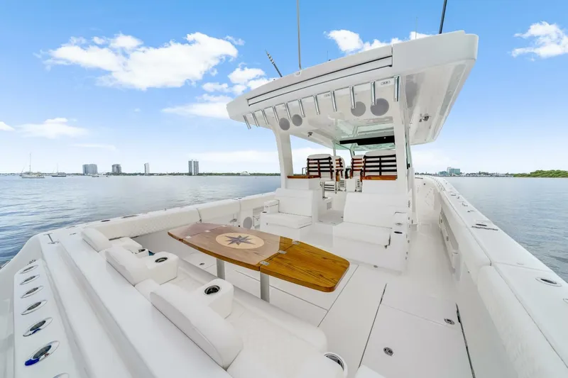  Yacht Photos Pics 2026 Hcb 56 Suenos Gix - Image 12