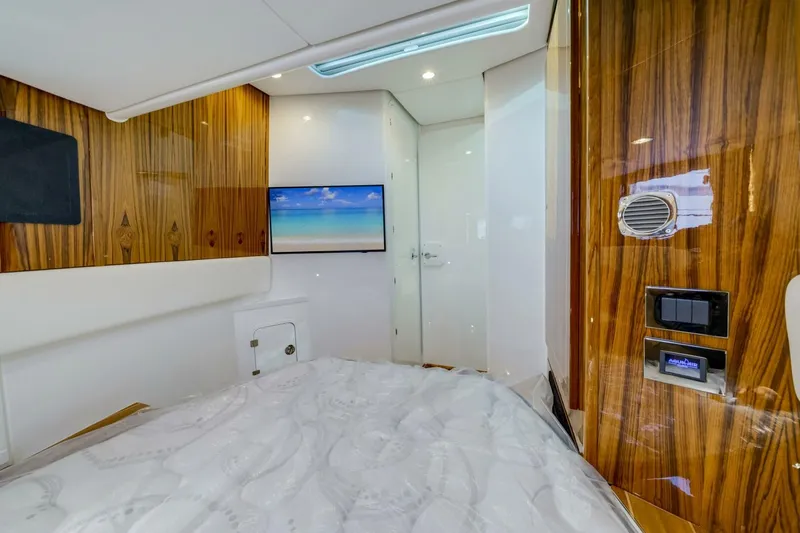  Yacht Photos Pics 2026 Hcb 56 Suenos Gix - Image 57