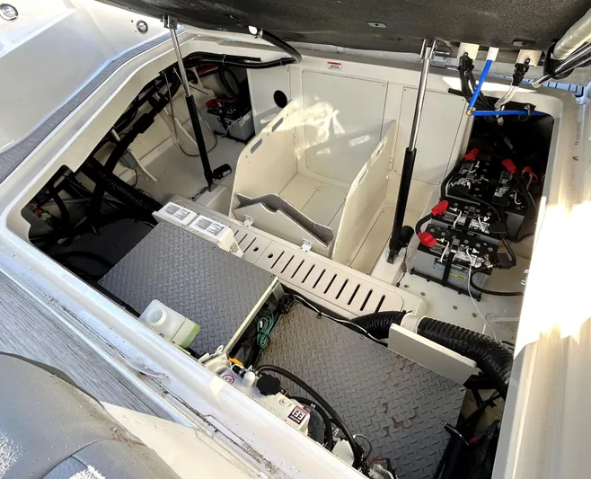 4743jg Yacht Photos Pics Engine compartment of a 2021 Sea Ray 320 Sundancer boat.
