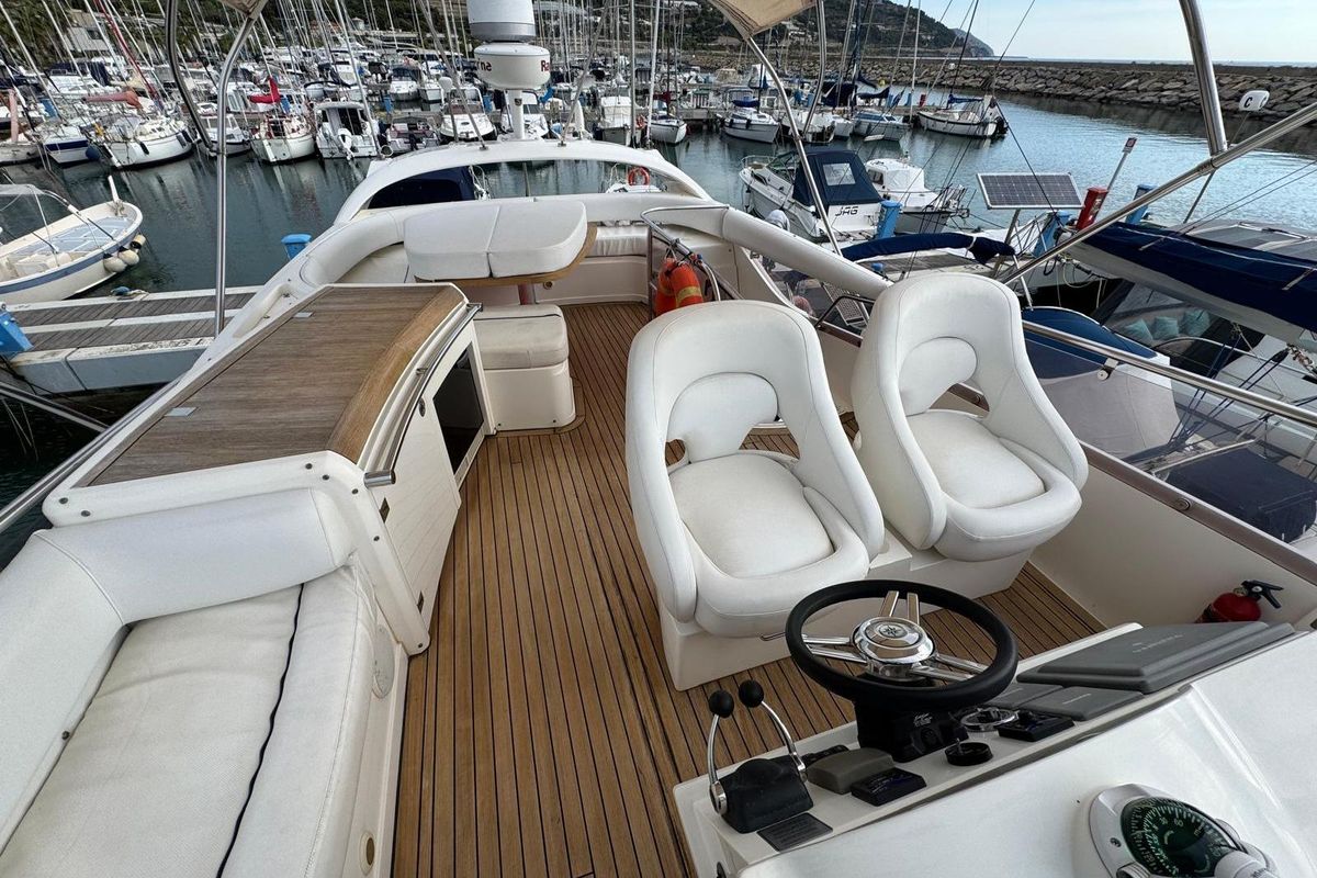 2007 Fairline 47 