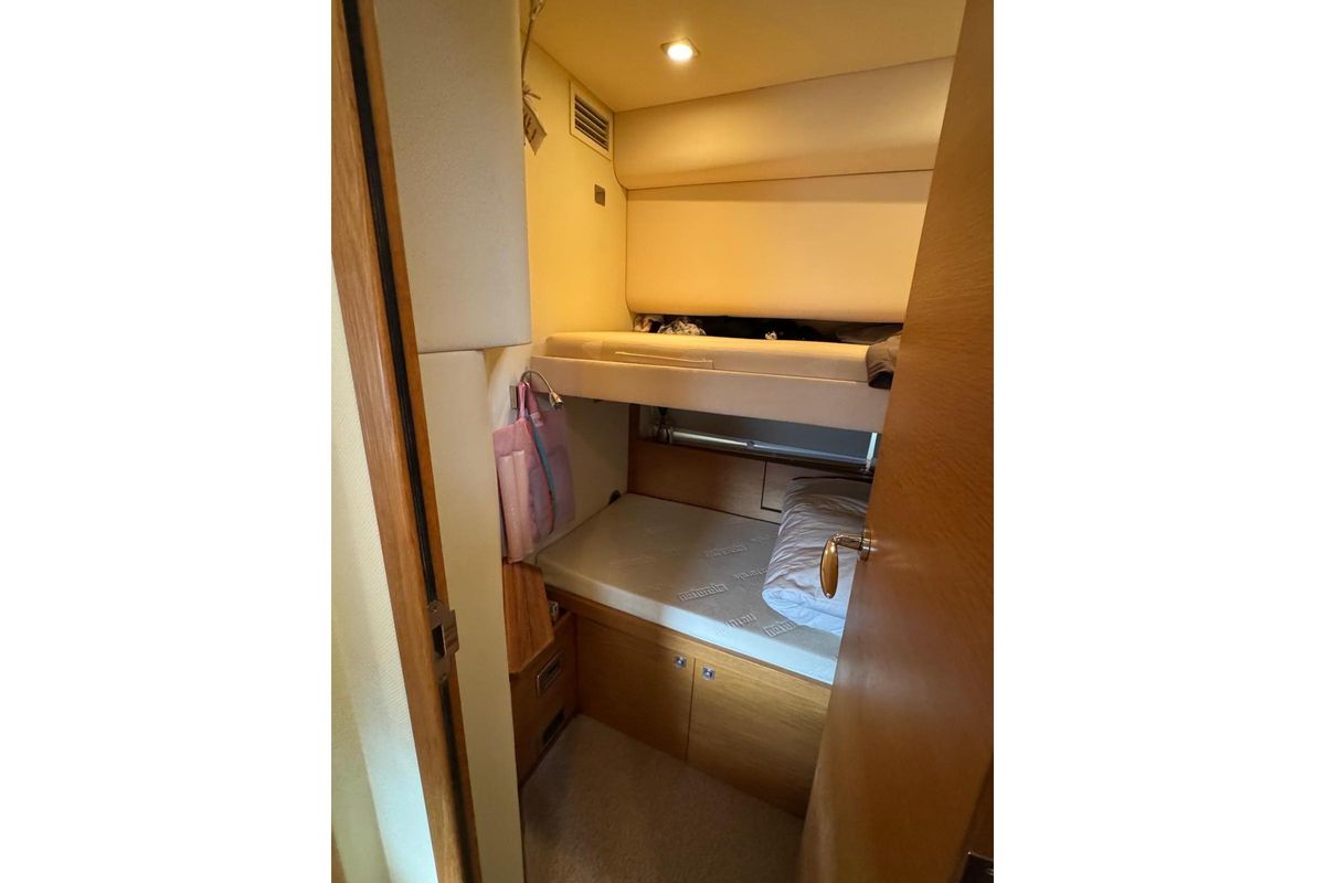 2007 Fairline 47 
