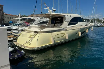 Mochi Craft 64' Dolphin