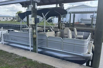 Misty Harbor 2085 Adventure CF