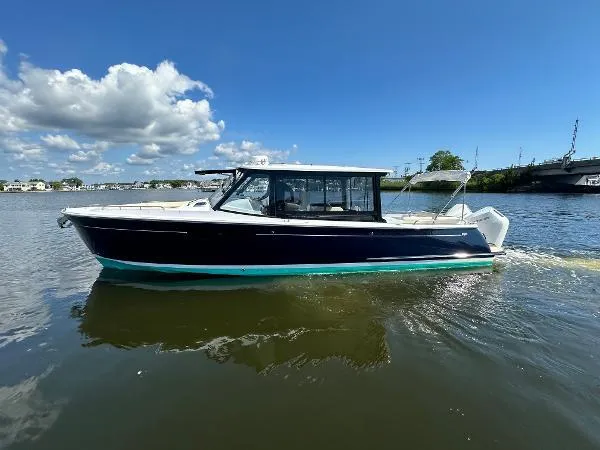 2025 Mjm Yacht Photos Pics 2025 MJM 35 - Port Profile