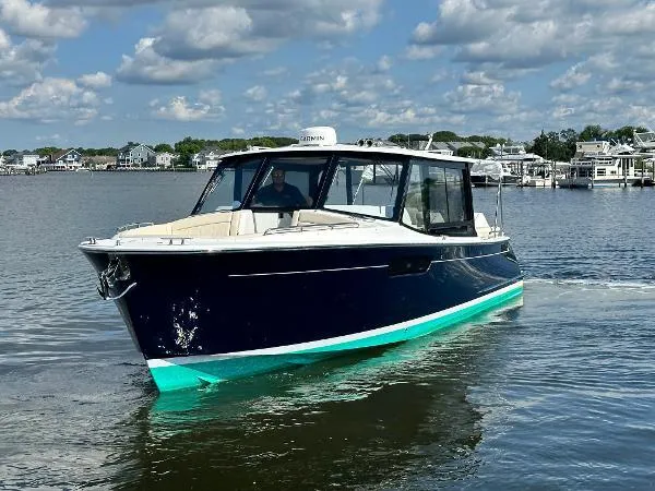 2025 Mjm Yacht Photos Pics 2025 MJM 35 - Bow Port Profile