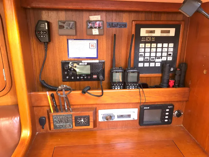Kokomo Yacht Photos Pics Navigation and communication equipment on a 1988 Nautor Swan 36-2 sailboat.