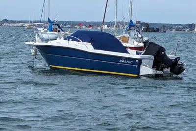 2004 Karnic 2250 Bluewater