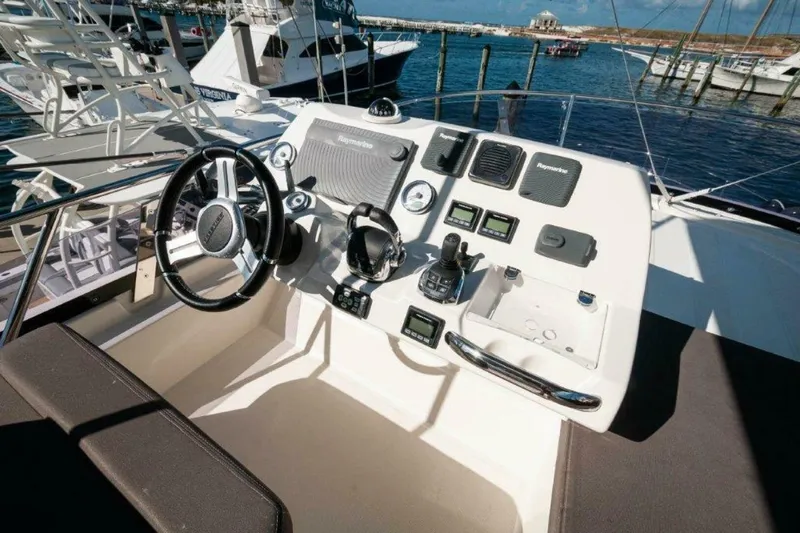 Can't Anchor Us Yacht Photos Pics 2017 Prestige 460 Flybridge- "Can't Anchor Us"- Flybridge