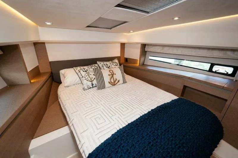 Can't Anchor Us Yacht Photos Pics 2017 Prestige 460 Flybridge- "Can't Anchor Us"- VIP Stateroom